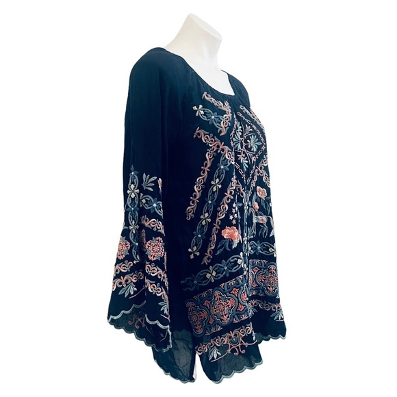 JOHNNY WAS Lina Tunic Embroidered Flowy Rayon Floral Ethereal Print Navy Size M - Picture 8 of 13